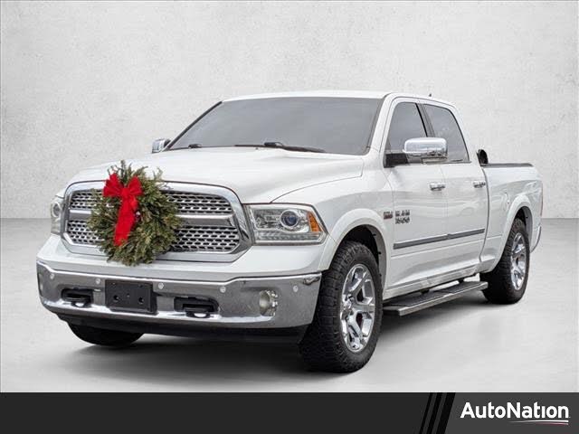 2017 RAM 1500 Laramie Crew Cab 4WD