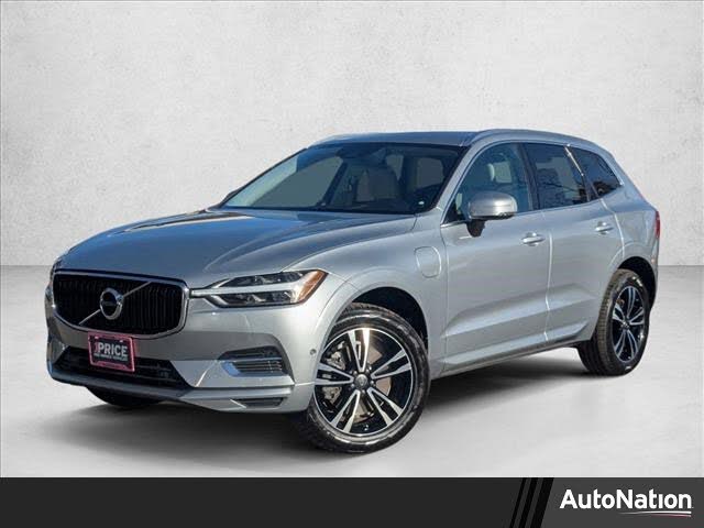 2018 Volvo XC60 Hybrid Plug-in T8 Momentum eAWD