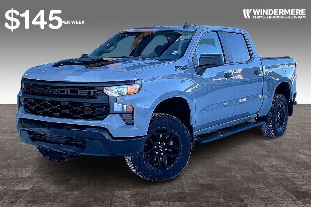 Chevrolet Silverado 1500 Custom Trail Boss Crew Cab 4WD 2024