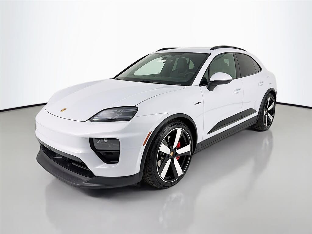 2025 Porsche Macan AWD