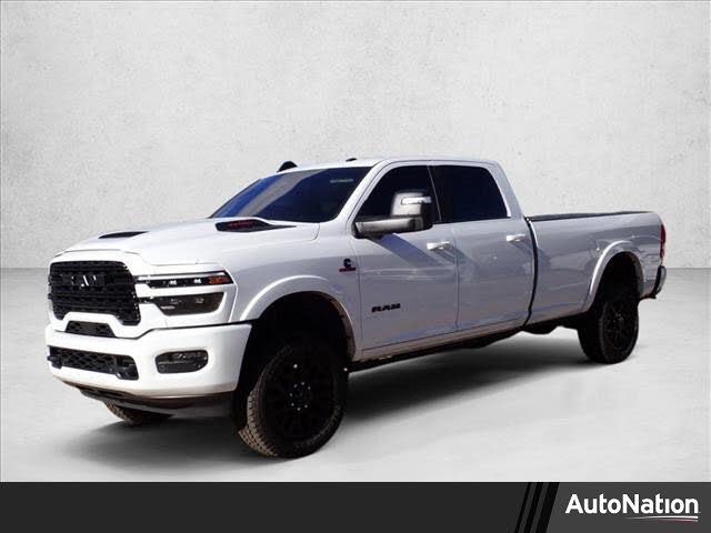 2025 RAM 3500 Limited Crew Cab LB 4WD