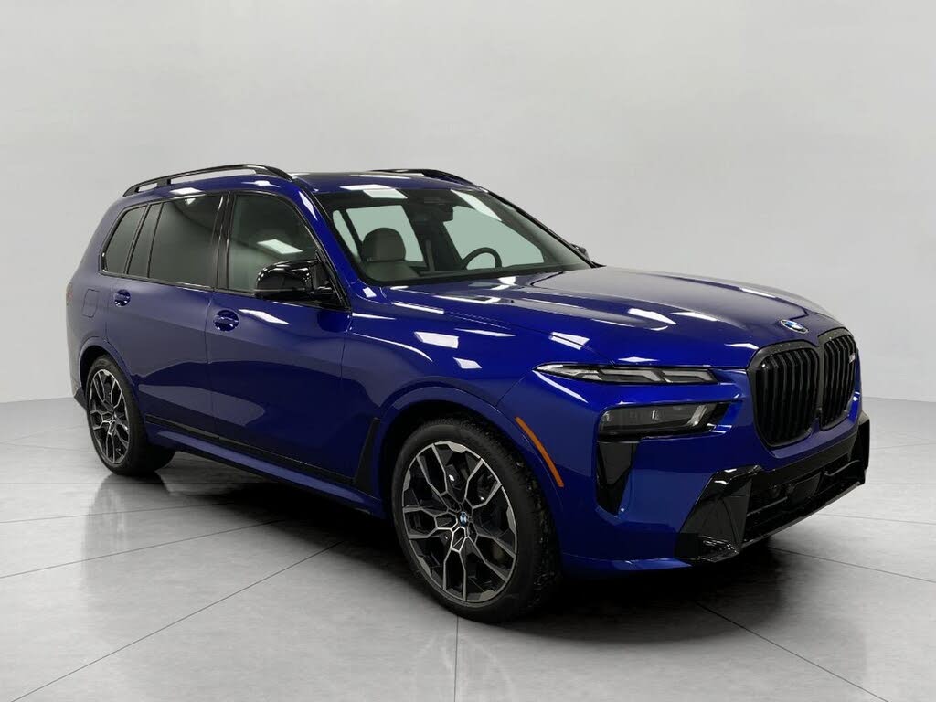 2026 BMW X7 M60i AWD