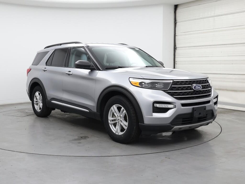 2024 Ford Explorer XLT RWD