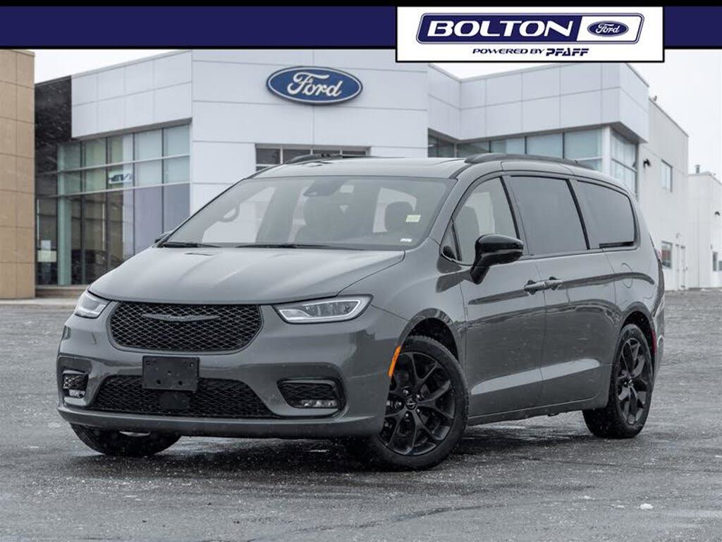 2025 Chrysler Pacifica Limited FWD