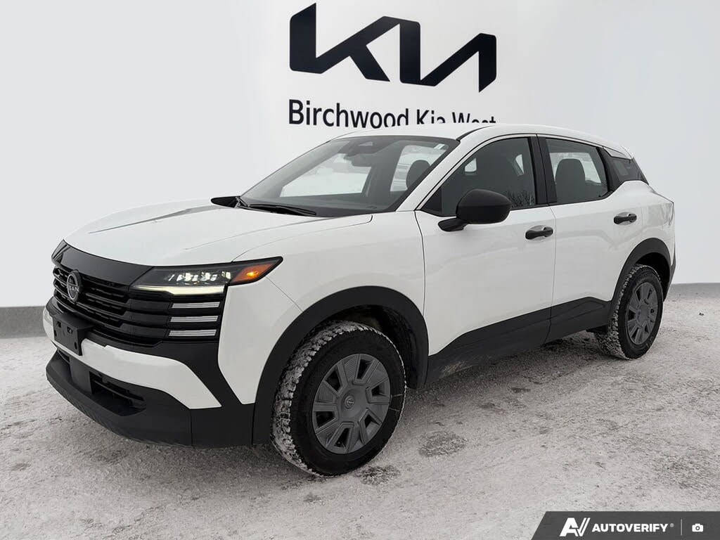 Nissan Kicks S FWD 2025