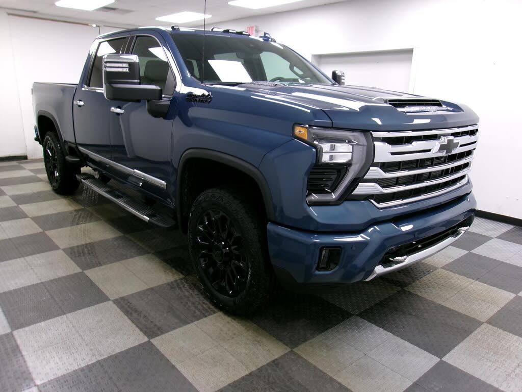 2026 Chevrolet Silverado 2500HD High Country Crew Cab 4WD