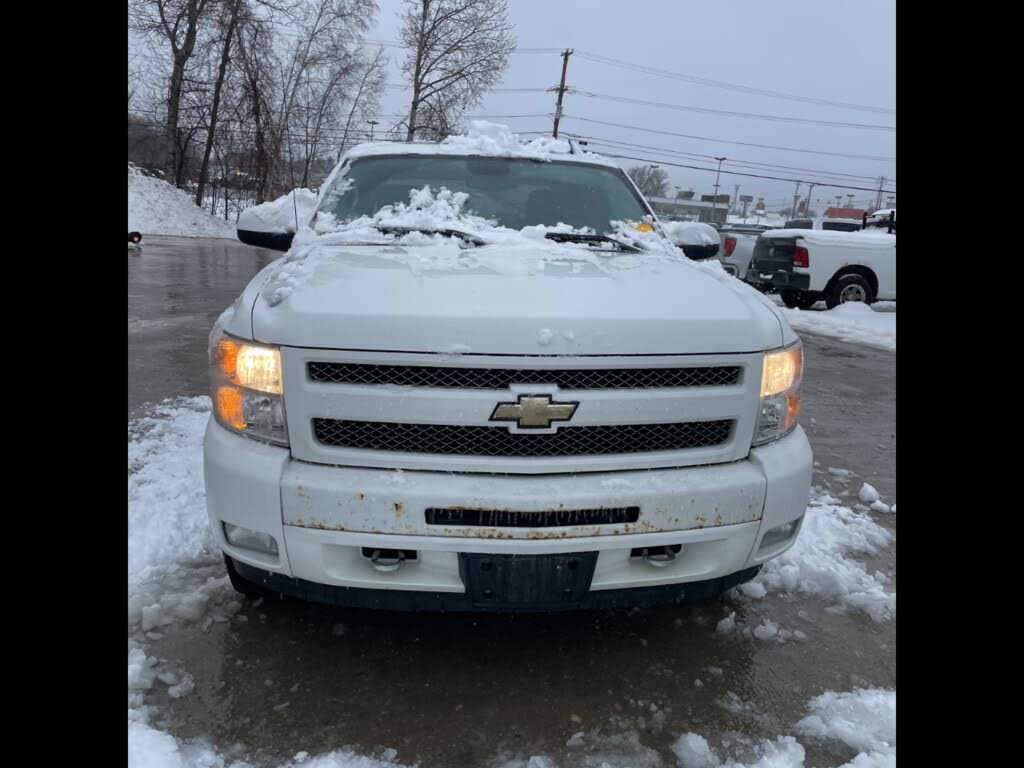 2011 Chevrolet Silverado 1500 LTZ Crew Cab 4WD