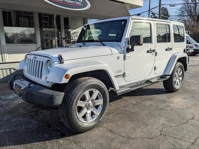 2014 Jeep Wrangler Unlimited Sahara 4WD