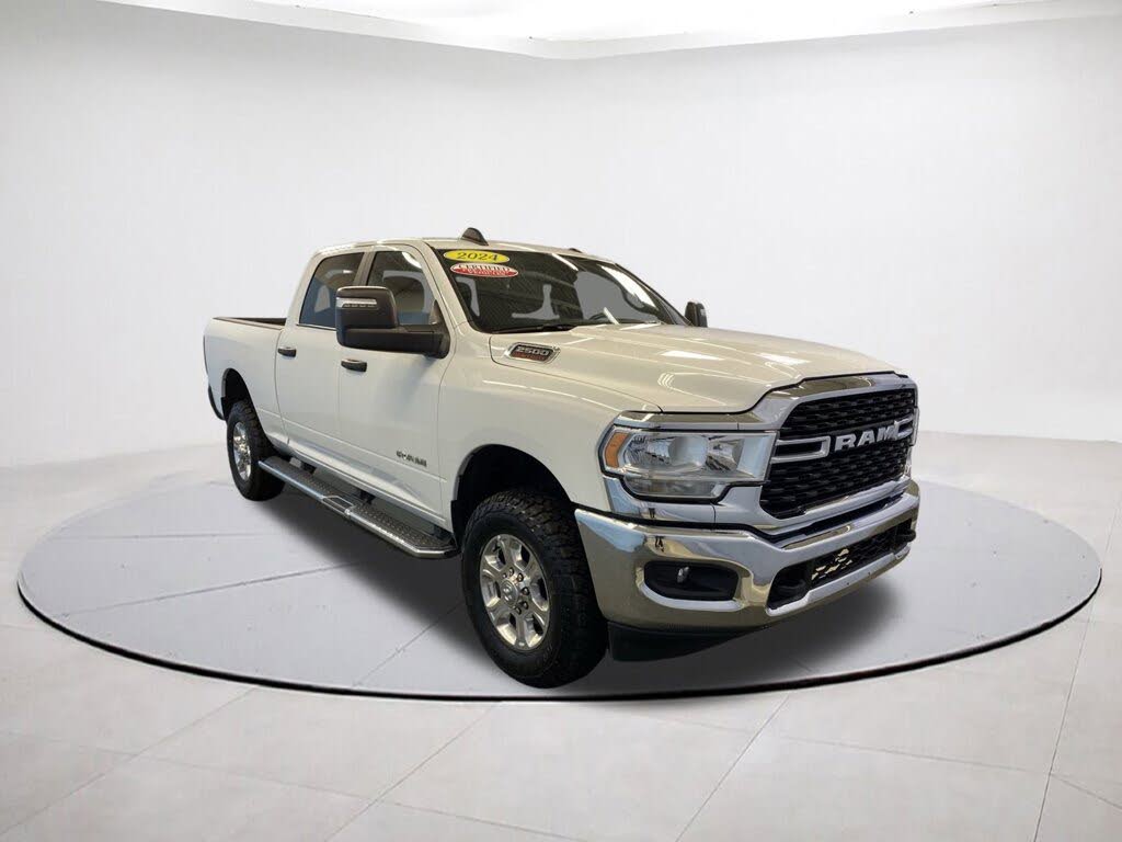 2024 RAM 2500 Big Horn Crew Cab 4WD