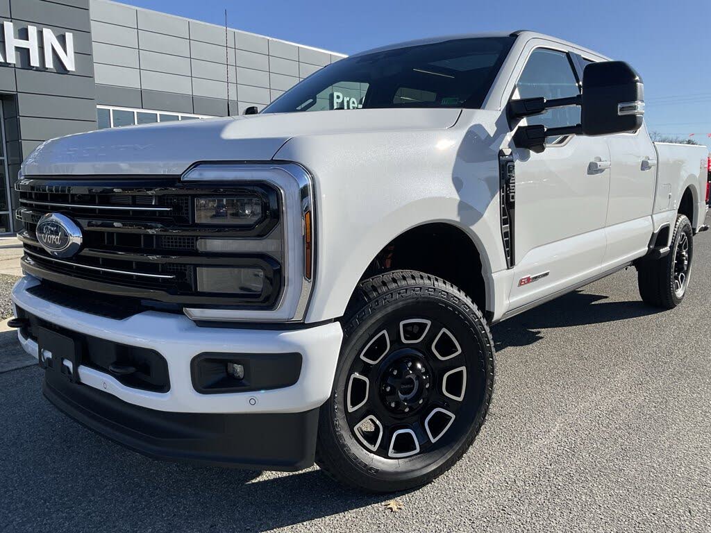 2026 Ford F-250 Super Duty Platinum Crew Cab 4WD