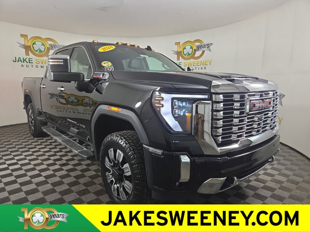 2024 GMC Sierra 2500HD Denali Crew Cab 4WD