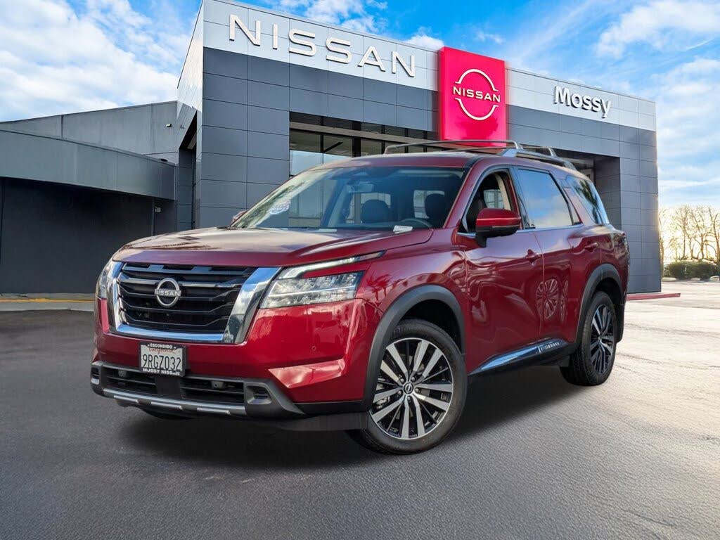 2024 Nissan Pathfinder Platinum 4WD