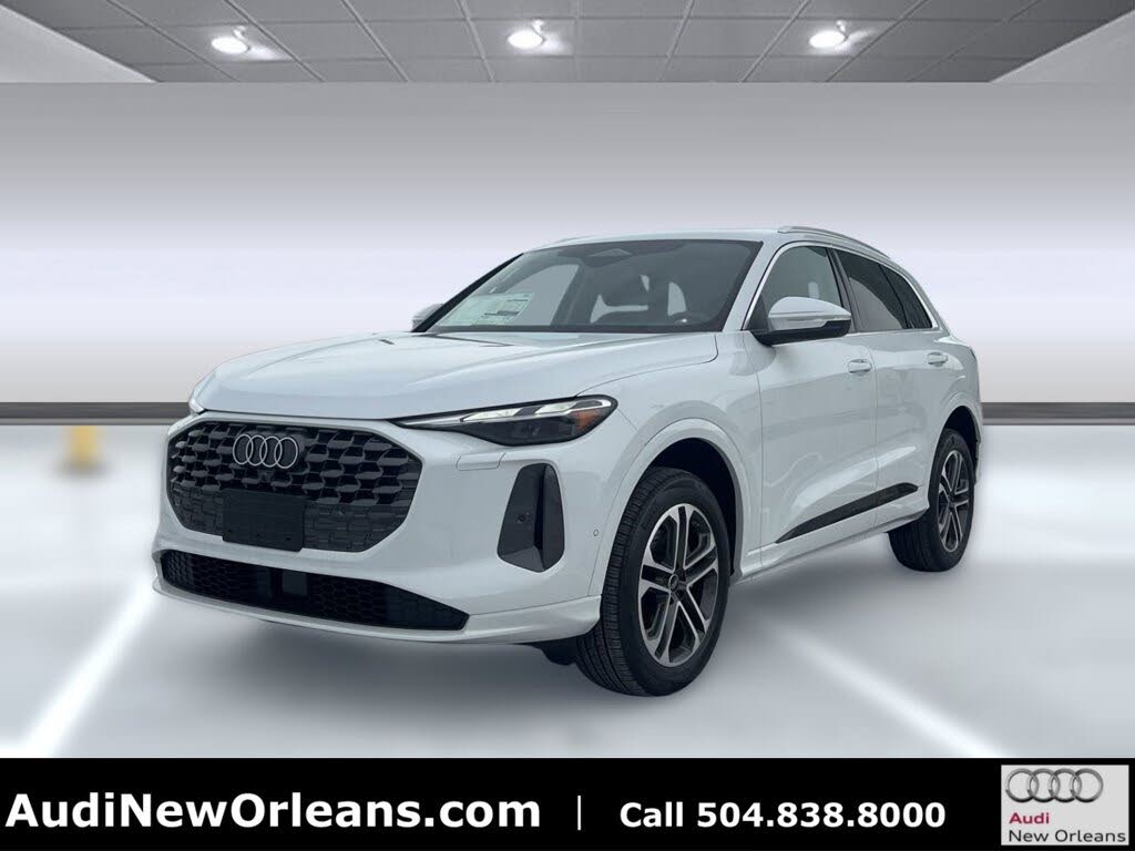 2025 Audi Q5 quattro Premium 40 TFSI