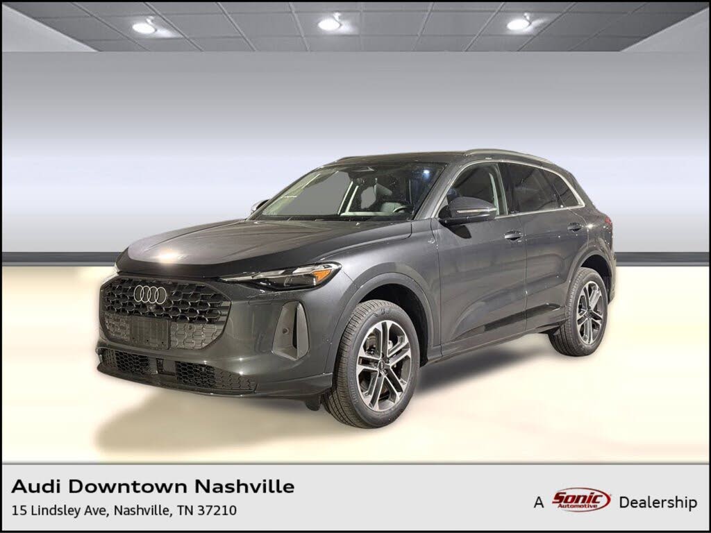 2025 Audi Q5 quattro Premium 40 TFSI