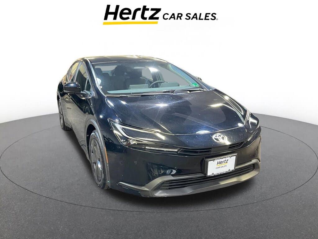 2025 Toyota Prius LE FWD