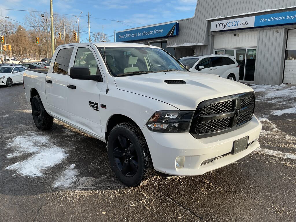 RAM 1500 Classic Tradesman Crew Cab 4WD 2022