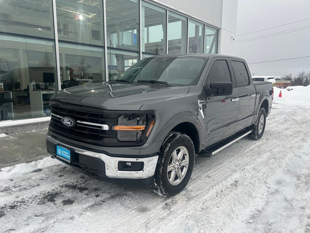 Ford F-150 XLT SuperCrew 4WD 2025