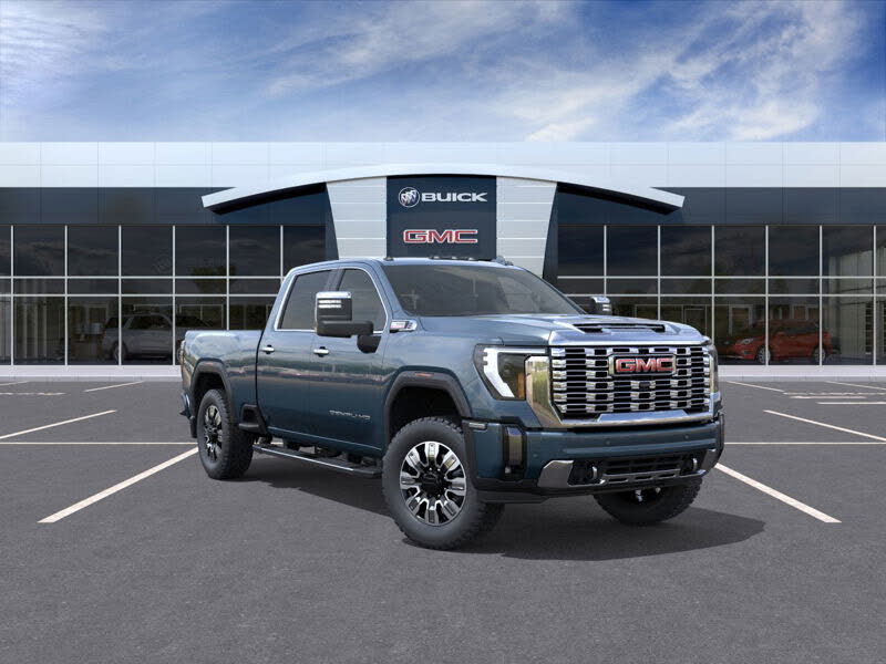 GMC Sierra 2500HD Denali Crew Cab 4WD 2026