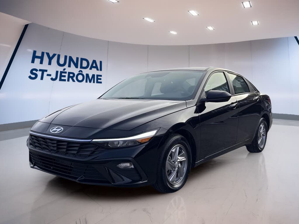 2024 Hyundai Elantra Essential FWD