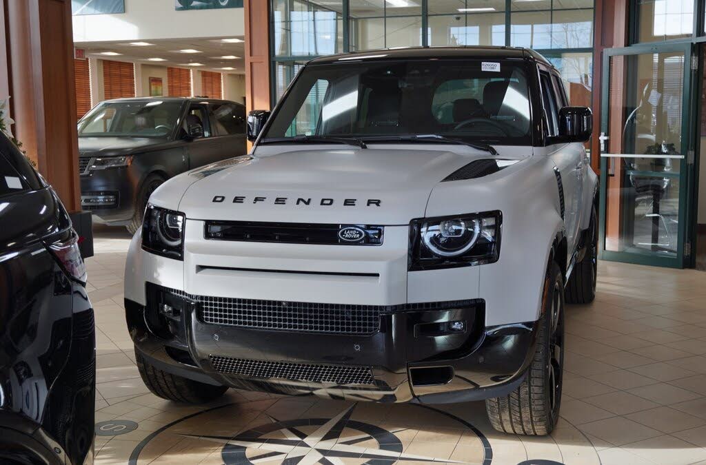 2026 Land Rover Defender 110 P500 X-Dynamic SE AWD