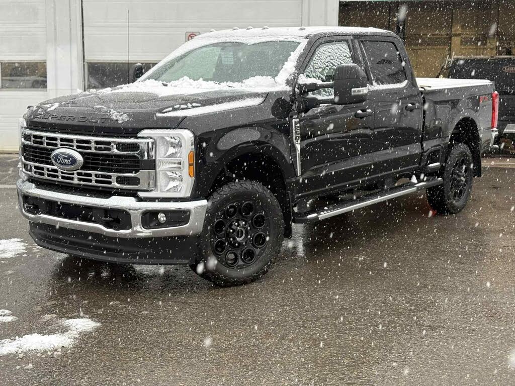 Ford F-250 Super Duty XLT SuperCab 4WD 2024
