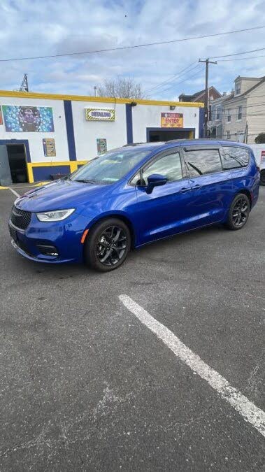 2021 Chrysler Pacifica Touring L FWD