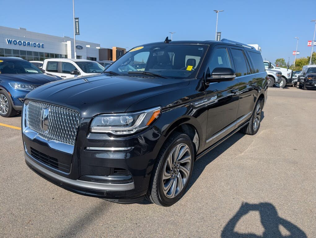 Lincoln Navigator L Reserve 4WD 2023