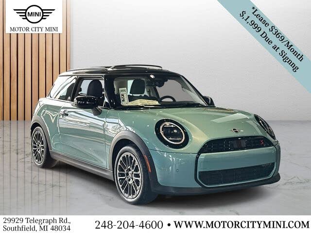 2025 MINI Cooper S Signature Trim 2-door Hatchback