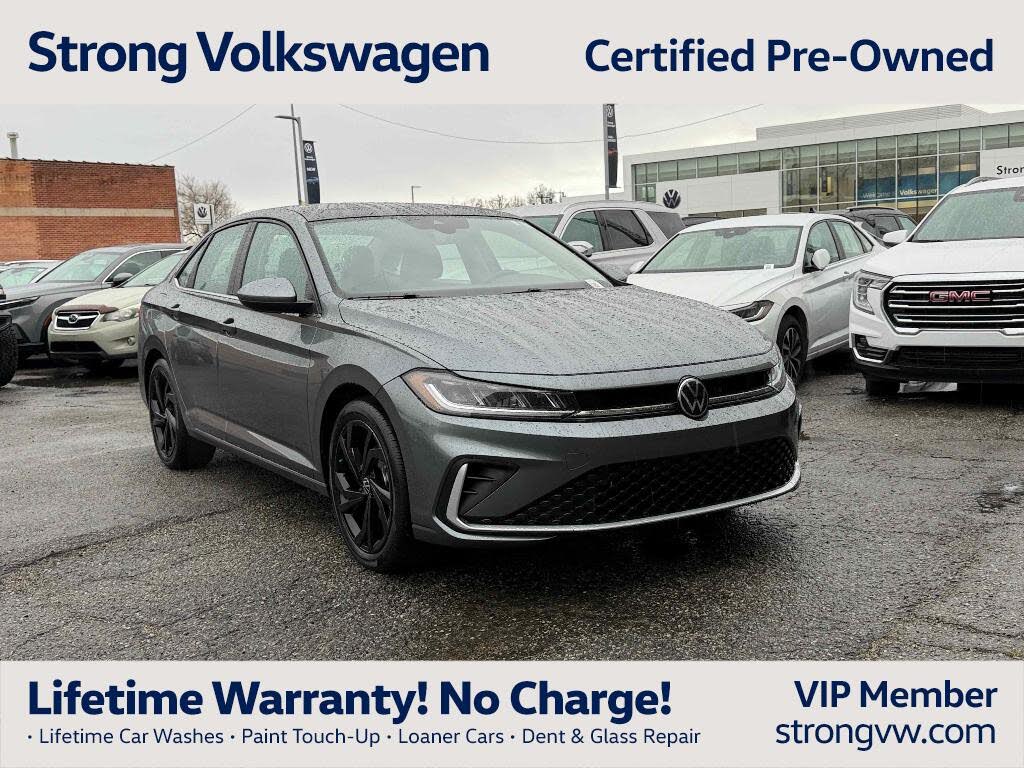 2025 Volkswagen Jetta SE FWD