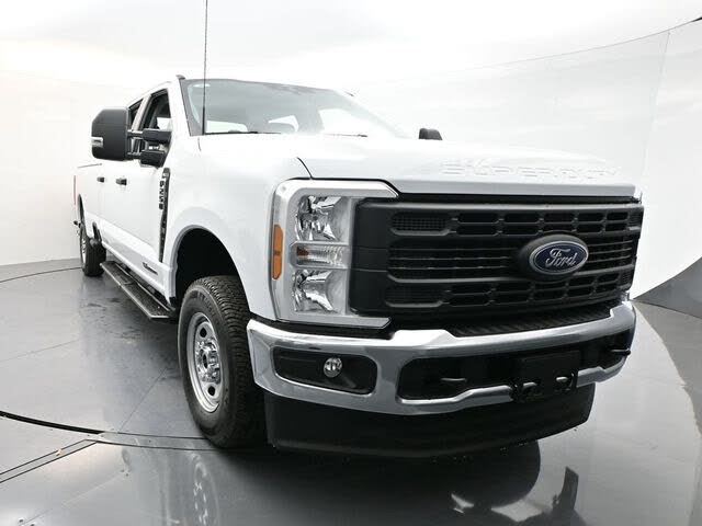 2026 Ford F-250 Super Duty XL Crew Cab 4WD