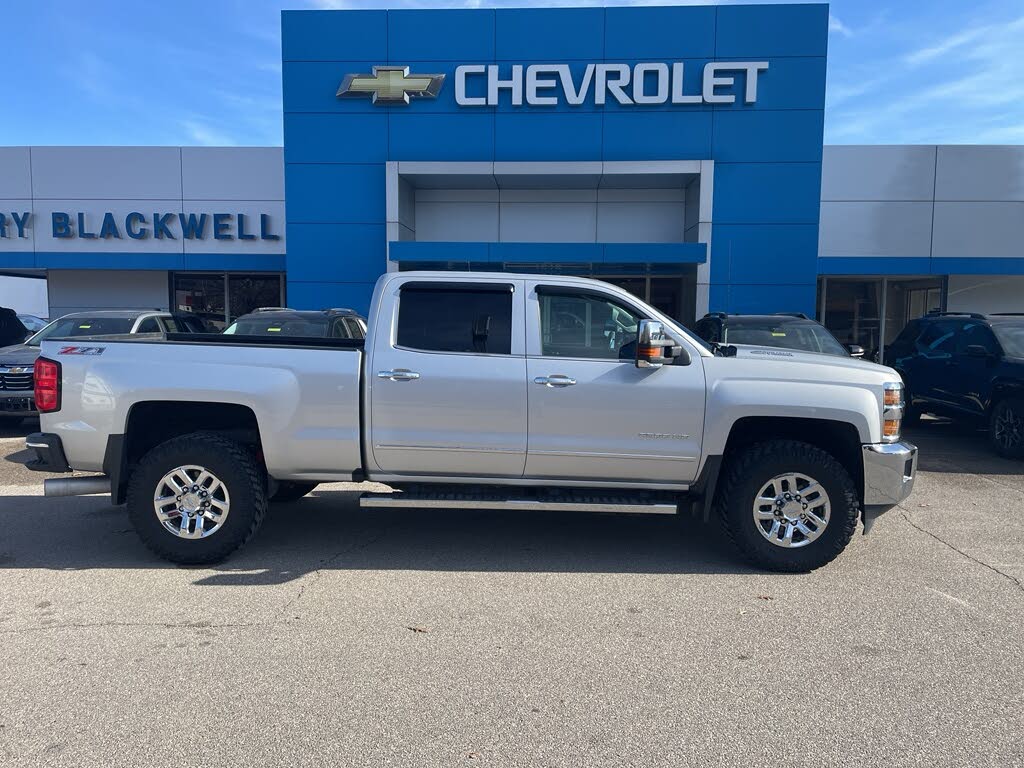 2016 Chevrolet Silverado 2500HD LTZ Crew Cab 4WD