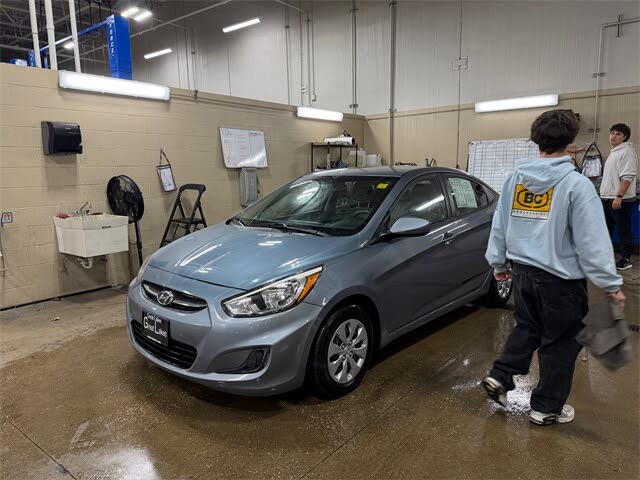 2017 Hyundai Accent SE Sedan FWD