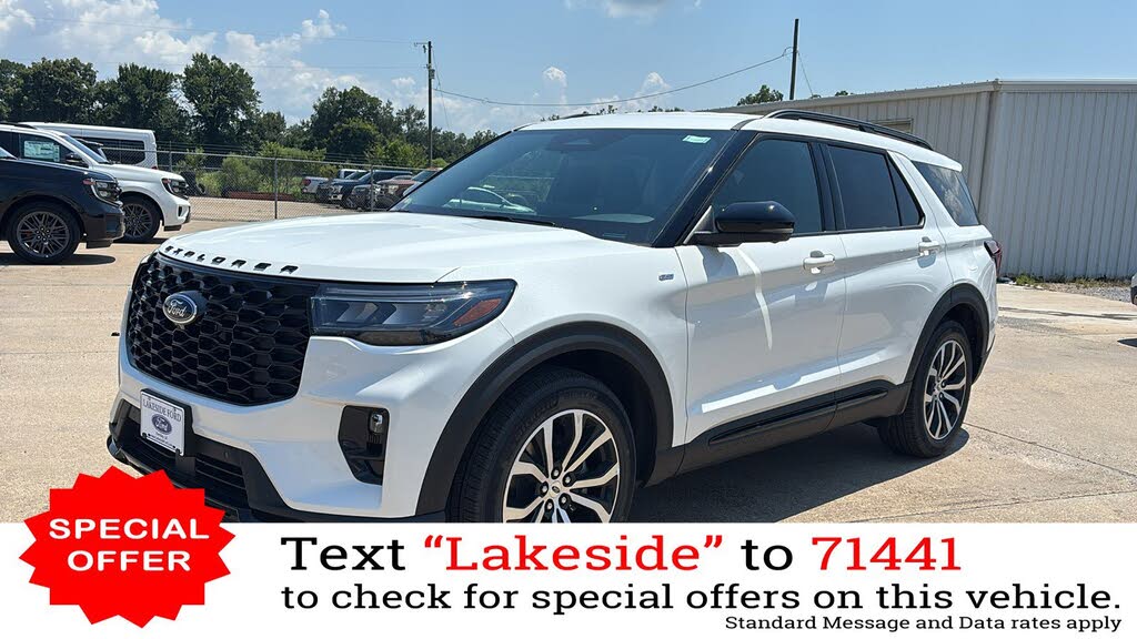 2025 Ford Explorer ST-Line RWD