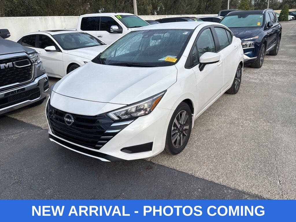 2025 Nissan Versa SV FWD