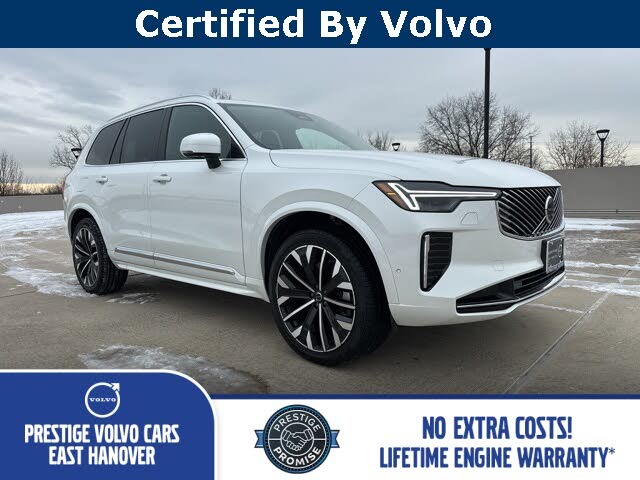 2025 Volvo XC90 B5 Plus Bright Theme 7-Passenger AWD