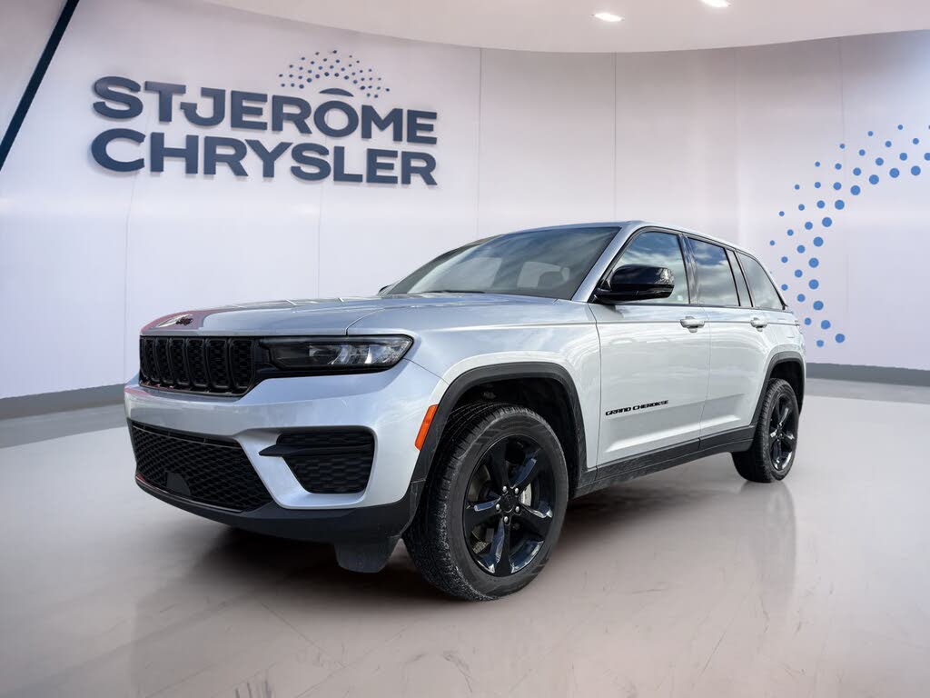 2023 Jeep Grand Cherokee Altitude 4WD