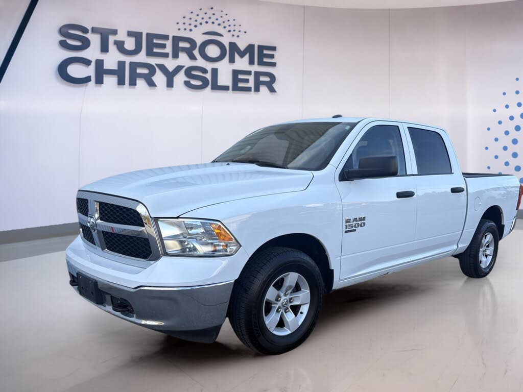 RAM 1500 Classic SLT Crew Cab 4WD 2023