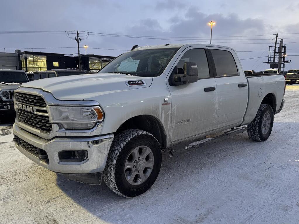 2024 RAM 3500 Big Horn Crew Cab 4WD