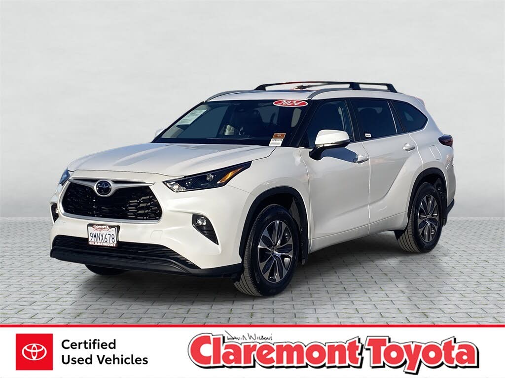2024 Toyota Highlander XLE FWD