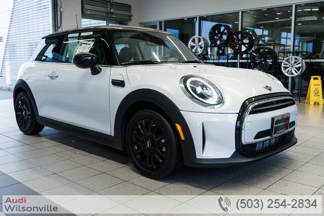 2023 MINI Cooper 2-Door Hatchback FWD