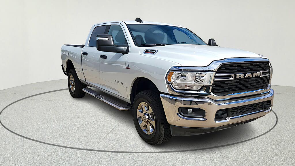 2024 RAM 2500 Big Horn Crew Cab 4WD