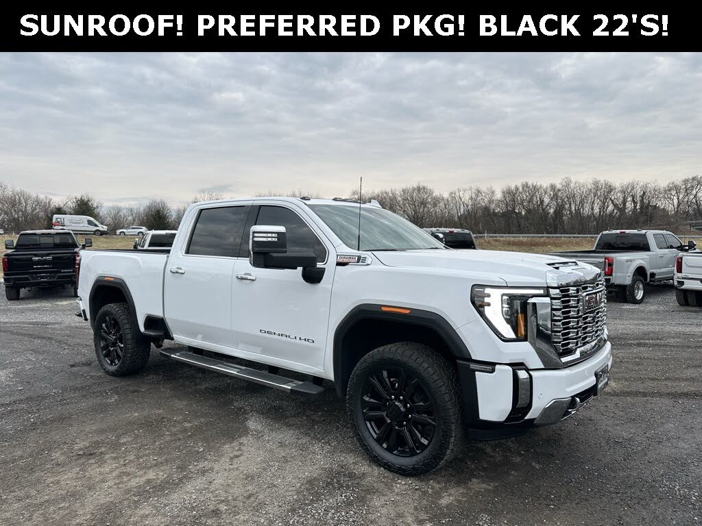 2025 GMC Sierra 2500HD Denali Crew Cab 4WD