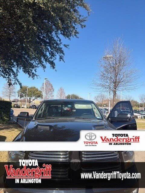 2015 RAM 1500 Sport Crew Cab 4WD