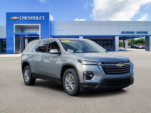 2023 Chevrolet Traverse LT Cloth FWD