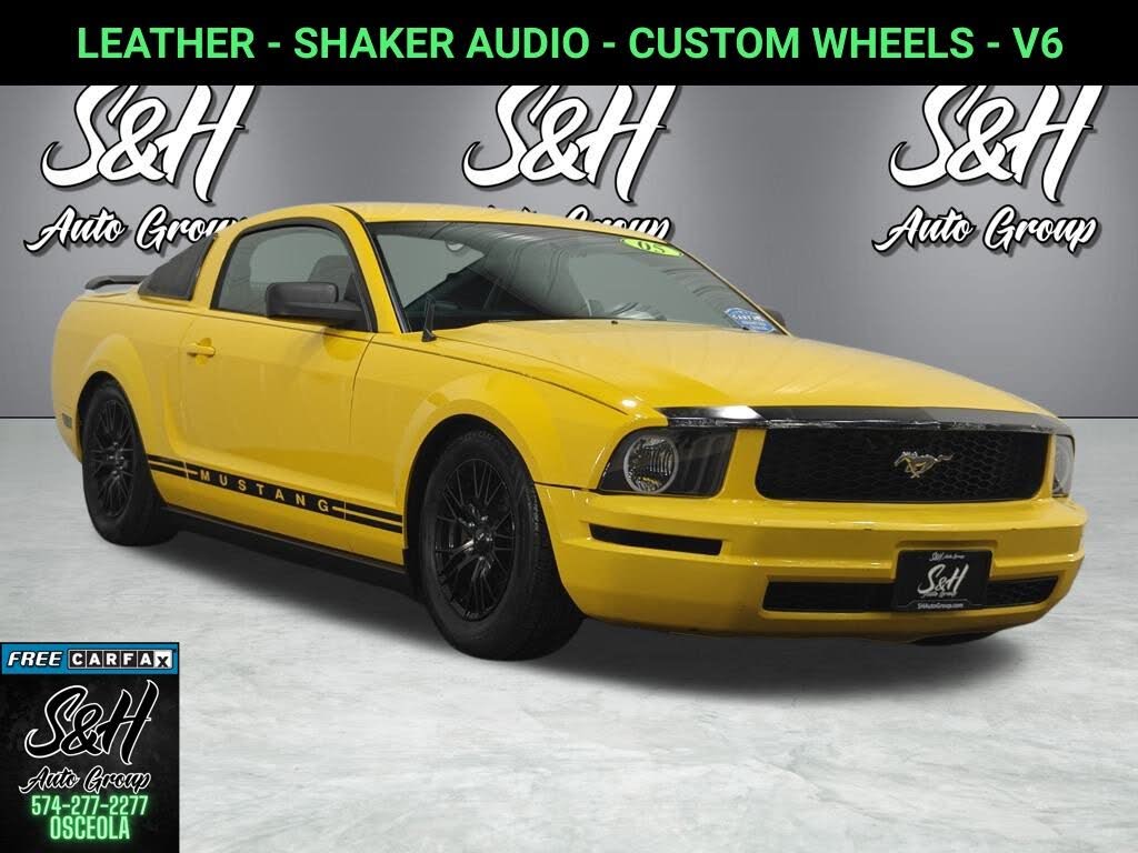 2005 Ford Mustang V6 Premium Coupe RWD