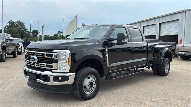 2024 Ford F-350 Super Duty XLT Crew Cab LB DRW 4WD