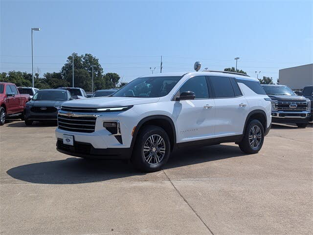 2025 Chevrolet Traverse LT FWD