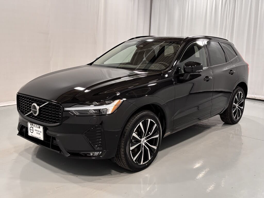 2025 Volvo XC60 B5 Plus Dark Theme AWD