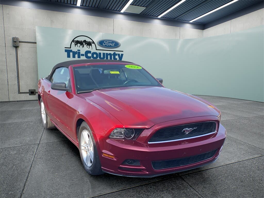 2014 Ford Mustang V6 Convertible RWD
