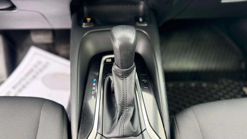 Toyota Corolla Hybrid FWD 2021